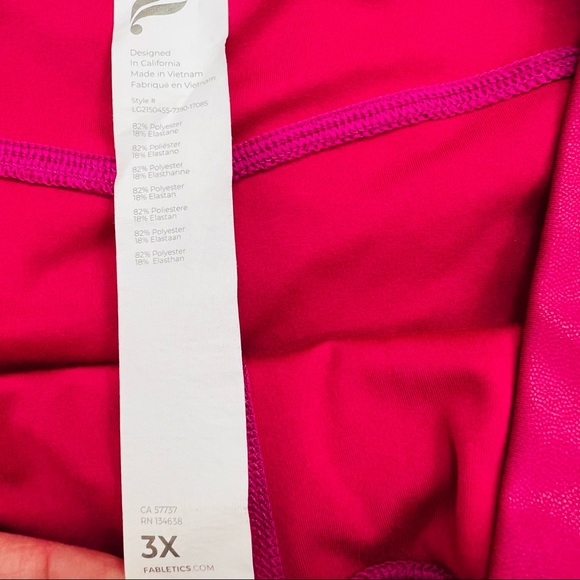 Fabletics High-Waisted Iridescent Luxe Legging - Picture 11 of 11